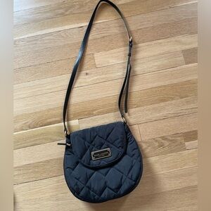 Quilted cross body handbag